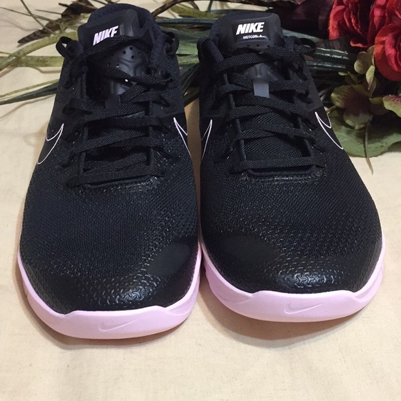 Sold Out. New; Nike Metcon 4 - Picture 4 of 12